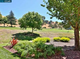 644 Terra California Dr APT 2, Walnut Creek, CA 94595