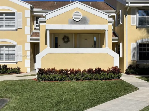 2230 SE 27th Dr #204-C, Homestead, FL 33035