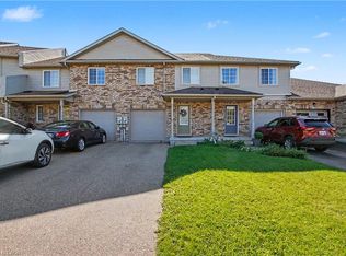 15 Bryan Ct, Kitchener, ON N2A4J4