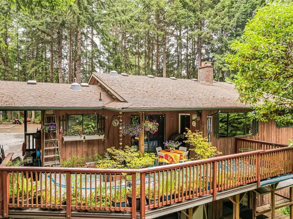 2330 Damascus Rd, Cowichan Valley, BC V8H 2E7