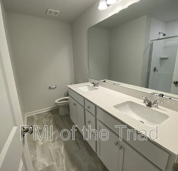 3005 Mackay Pointe Ln — Photo 12