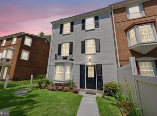 Pinewood Lake, Alexandria, VA 22309
