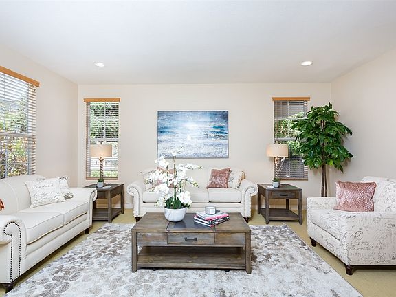 4th image of 13180 Downing Ln