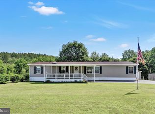 691 Krumsville Rd, Kutztown, PA 19530