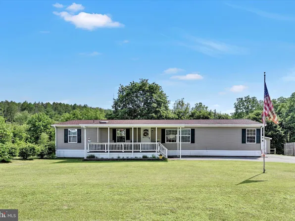 691 Krumsville Rd, Kutztown, PA 19530