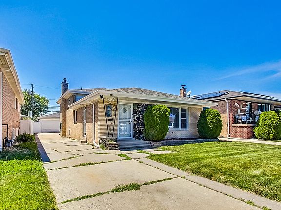 2nd image of 380 Hoxie Ave