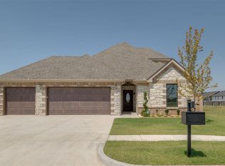 19409 S Country Dr, Edmond, OK 73012
