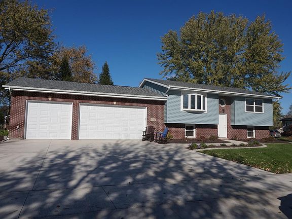 2nd image of 6412 W 131st Ave