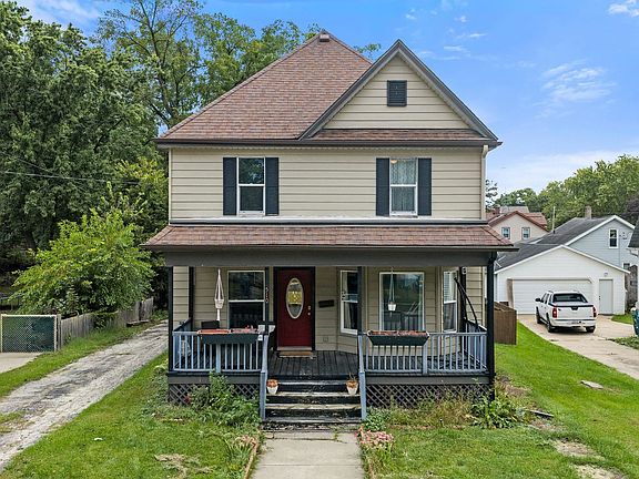 2nd image of 510 N Walnut St