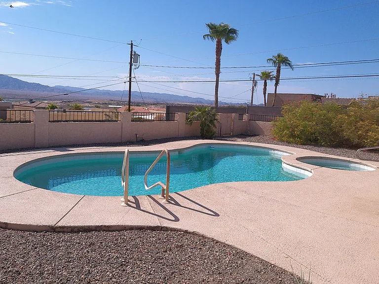 1771 Miramar Dr — Photo 3