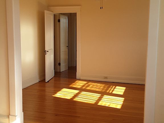 2nd image of 114 Clay St