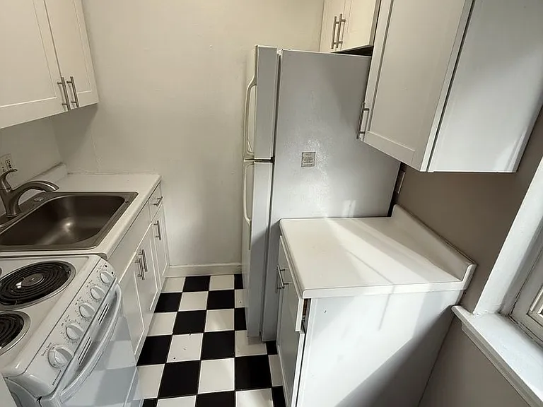 Sixteen53 Prospect Avenue — Photo 49
