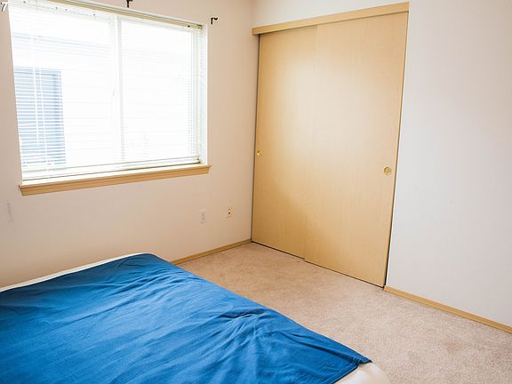4th image of 4000 NE 109th Ave Unit 173