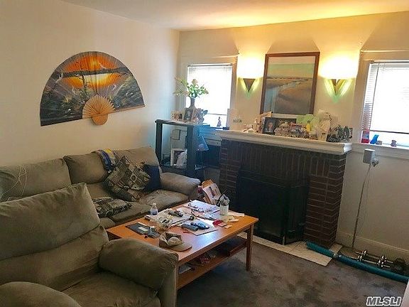 3rd image of 6118 220th St