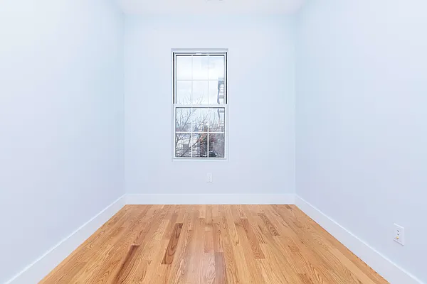 Rented by Nooklyn NYC LLC | media 49