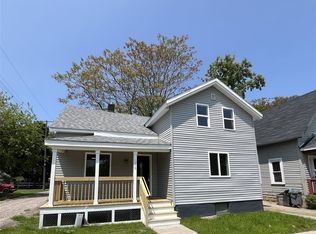 1015 9th St, Port Huron, MI 48060