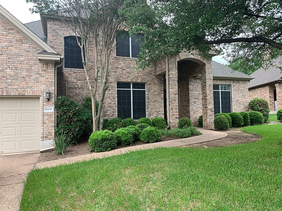 1st image of 8009 High Hollow Dr