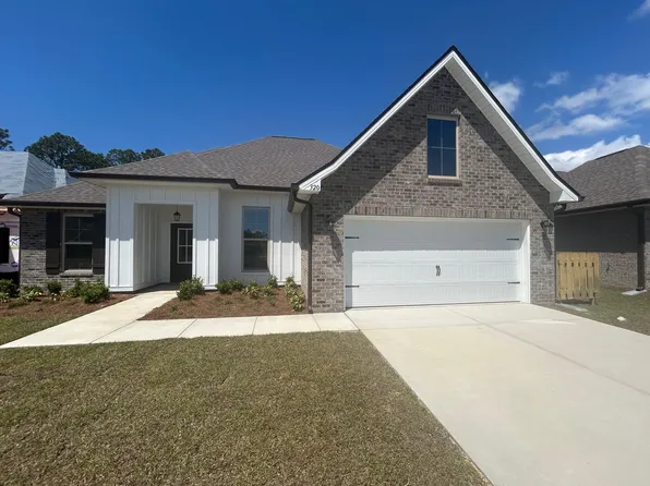 320 E Tweet St, Freeport, FL 32439