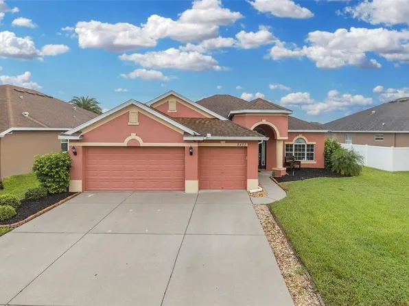 8453 Creedmoor Ln, New Port Richey, FL 34654