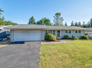 1216 S 258th St, Des Moines, WA
