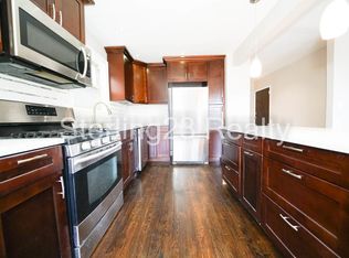 25-21 27th St #3F, Astoria, NY 11102