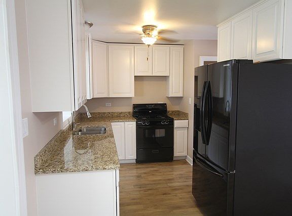 3rd image of 7753 167th St