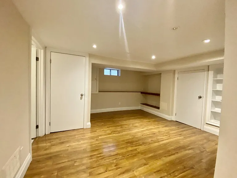 85 Arundel Ave — Photo 25