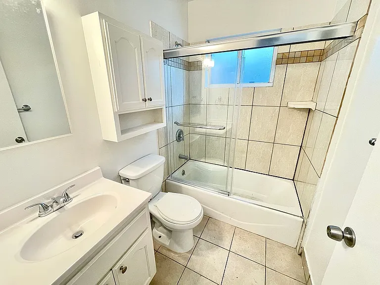 4232 Lindblade Dr — Photo 12