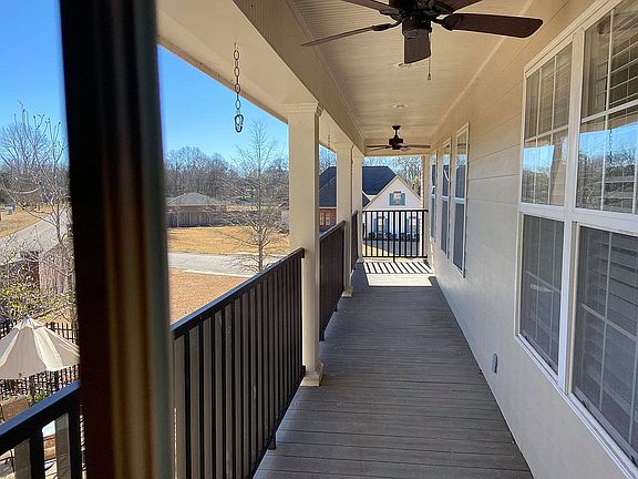 5th image of 100 Twin Creeks Dr