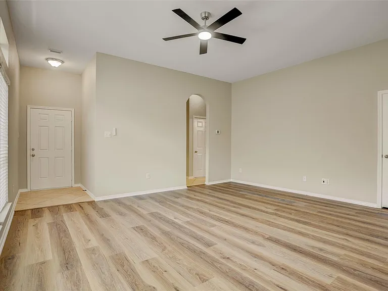 2342 Morgan Ridge Ln — Photo 8