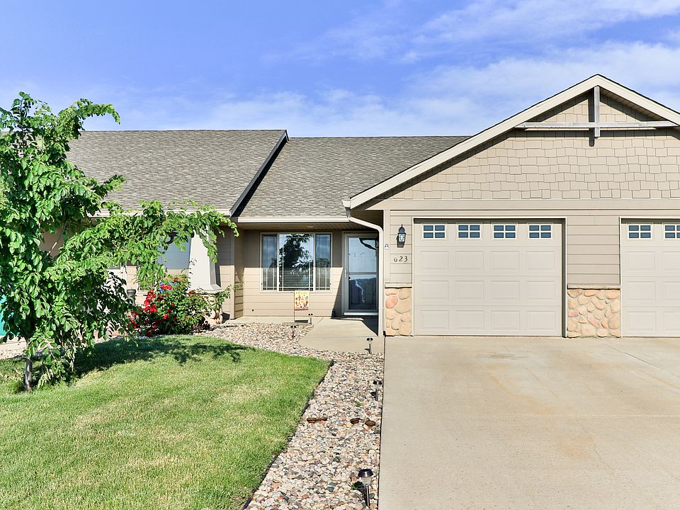 1st image of 623 Hunter Dr