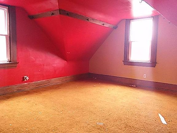 5th image of 1856 Kinney Ave