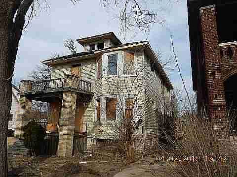 15564 Linwood