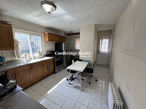 4th image of 227 Boston Ave #1T