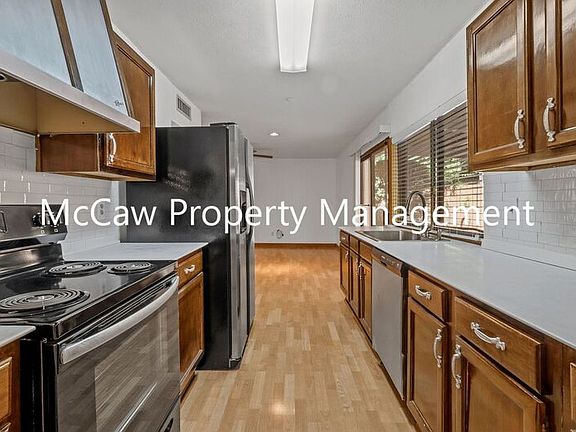 4th image of 10805 Wallbrook Dr