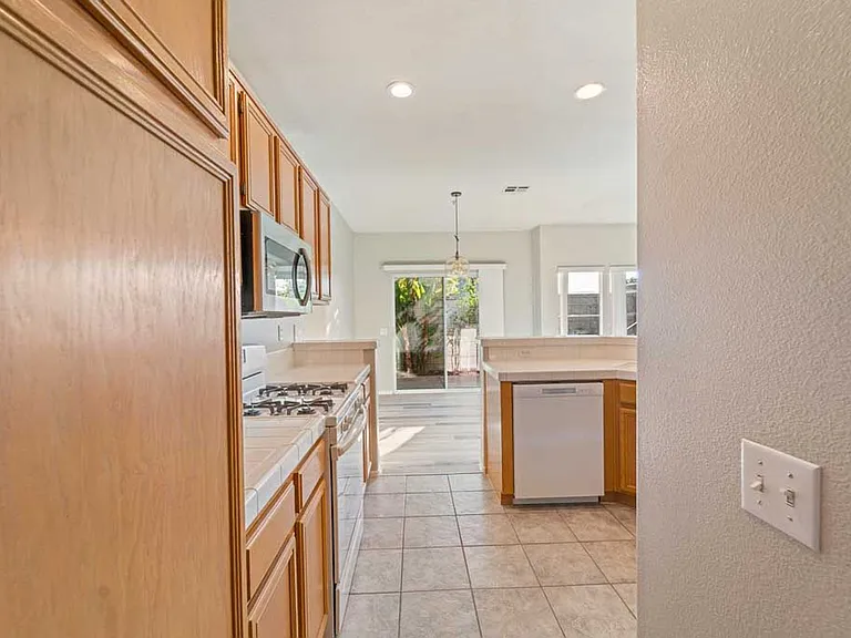 39753 Princeton Way #A — Photo 8