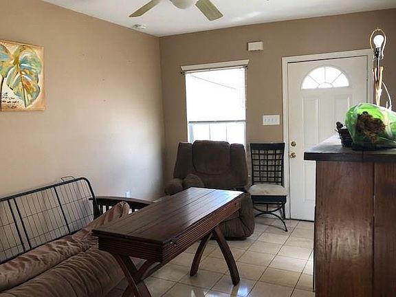 3rd image of 2200-02 Desire St