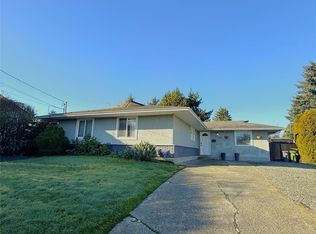 6144 Edgehill Pl, North Cowichan, BC V9L 4R1