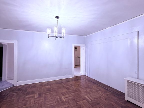 5th image of 650 Bailey Ave #1