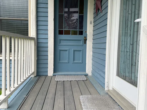 43 Main St #A, North Woodstock, NH 03262