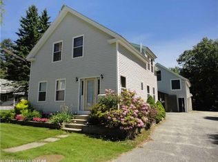 37 Oak St, Mechanic Falls, ME 04256