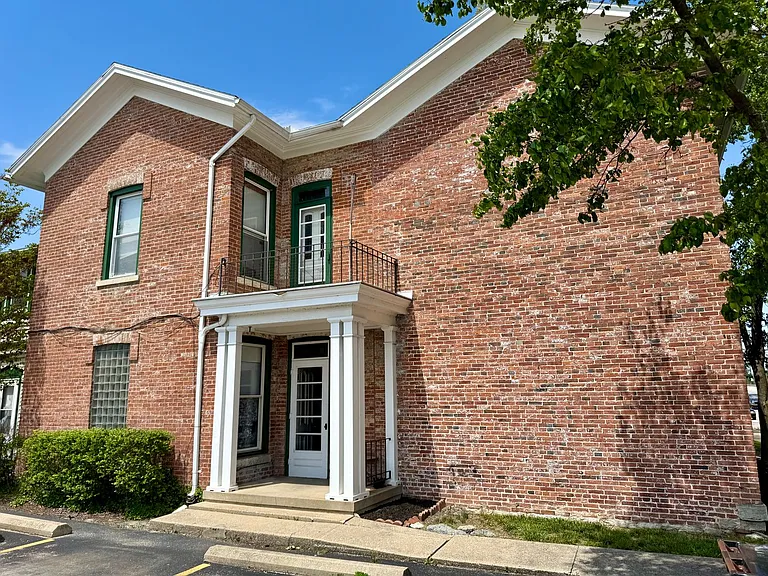 628 N Main St — Photo 15