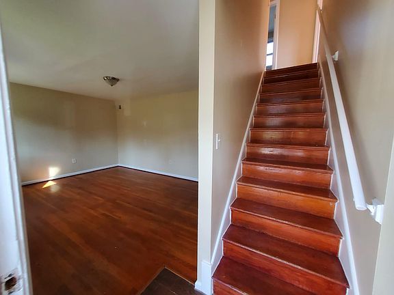 2nd image of 13407 Keating Dr