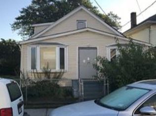 12709 172nd St, Jamaica, NY 11434
