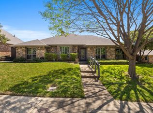 9426 Hillview Dr, Dallas, TX 75231