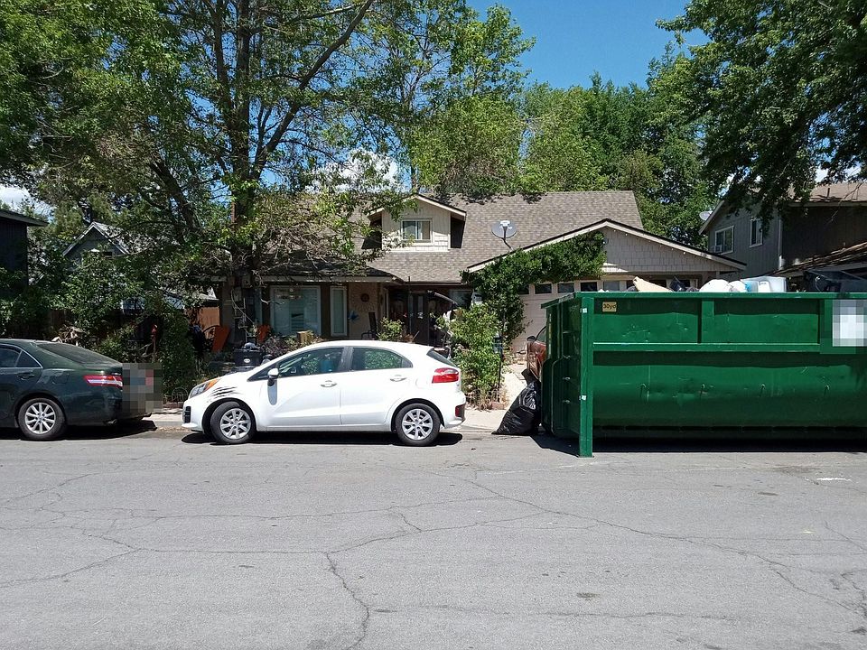 1st image of 1055 Cambridge Way
