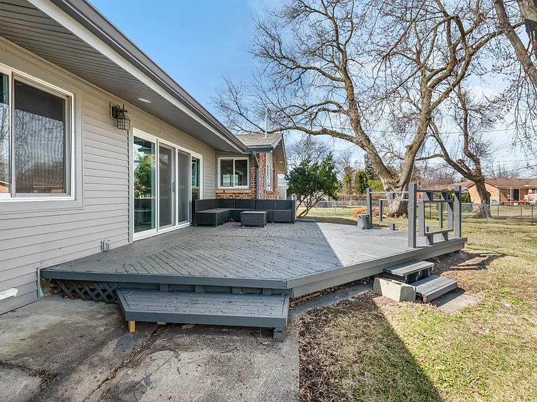 16615 Walcliff Dr — Photo 17