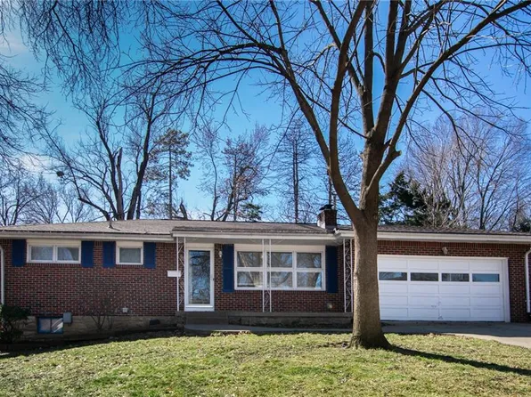 7321 W 55th St, Overland Park, KS 66202