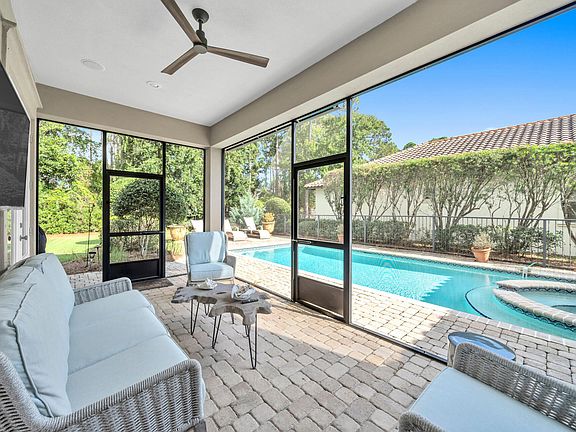 3rd image of 2506 Vineyard Ln