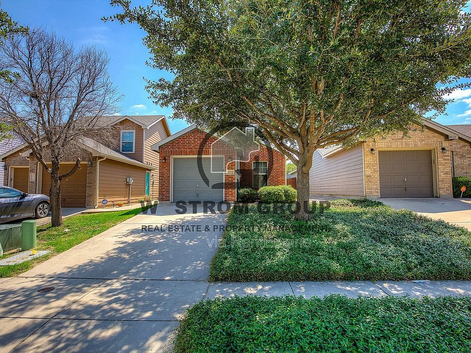 1st image of 10721 Deauville Dr